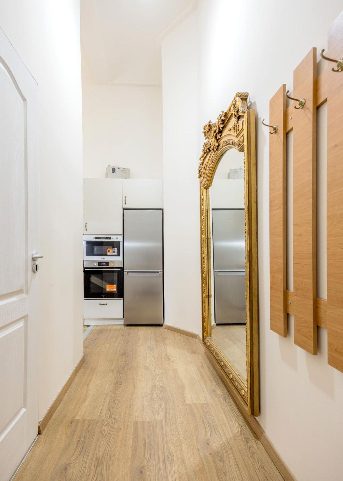 Appartamento Vintage Build 2 Bedroom 2 Bathroom *