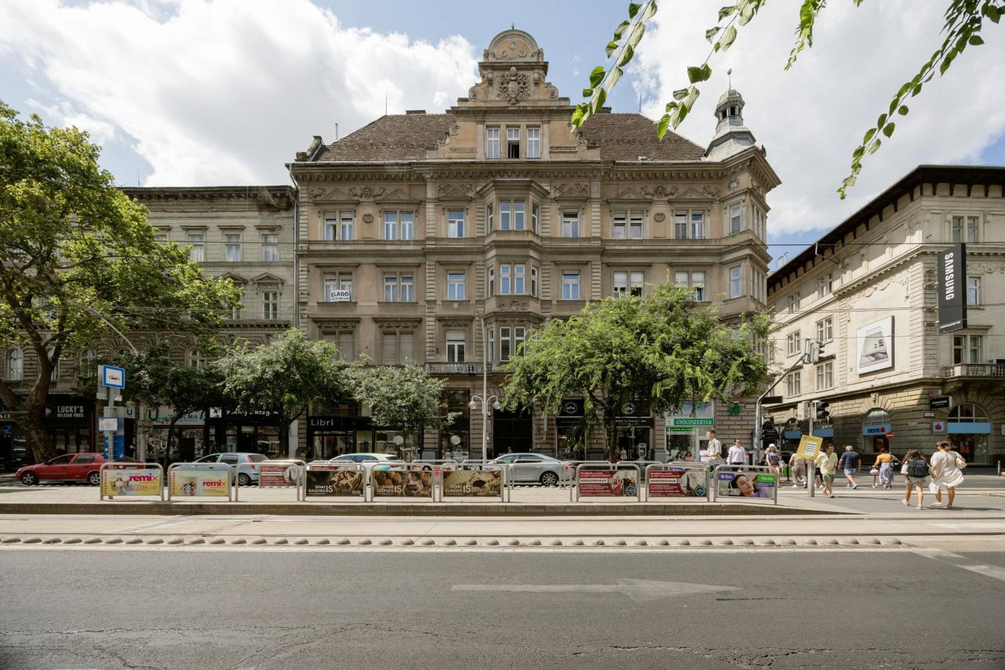 Vintage Build 2 Bedroom 2 Bathroom Appartamento Budapest